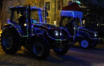 Tractorparade Kortemark Schittert - vrijdagavond 19 december